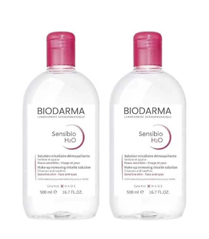 Gently cleanse and remove makeup with Bioderma Sensibio H2O Micellar Water. Perfect for sensitive skin, this 500ml bottle soothes and purifies, leaving your skin clean, refreshed, and irritation-free.